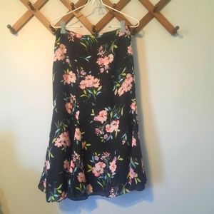 Sag Harbor Floral, Lined Skirt Size 18